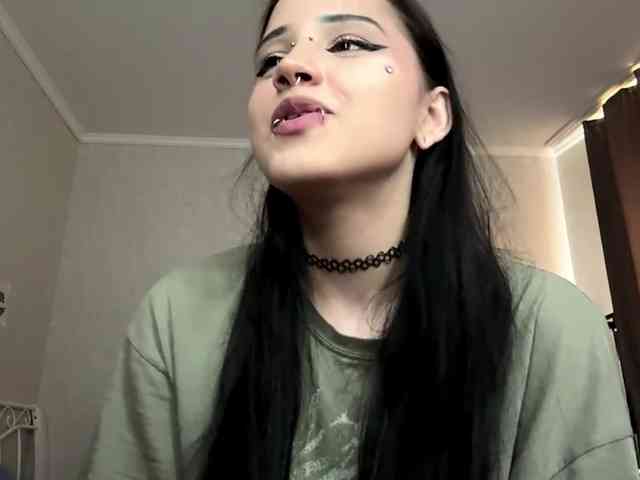 Model: ArlaReily