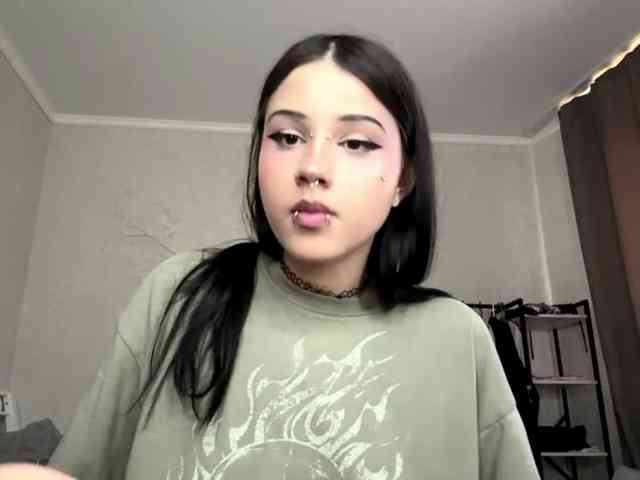 Model: ArlaReily