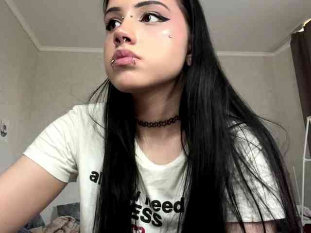 Model: ArlaReily