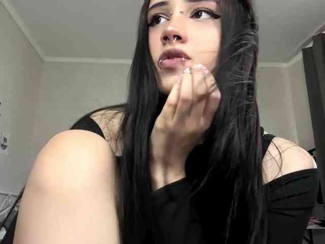 Model: ArlaReily