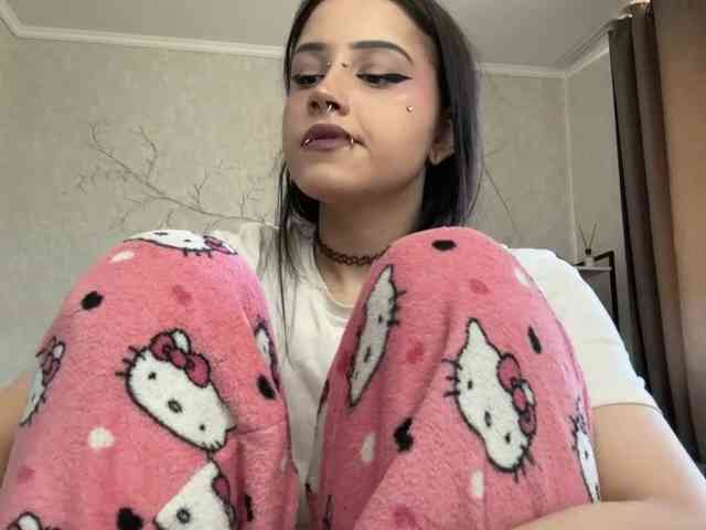 Model: ArlaReily