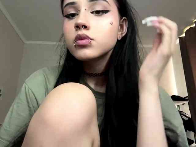 Model: ArlaReily