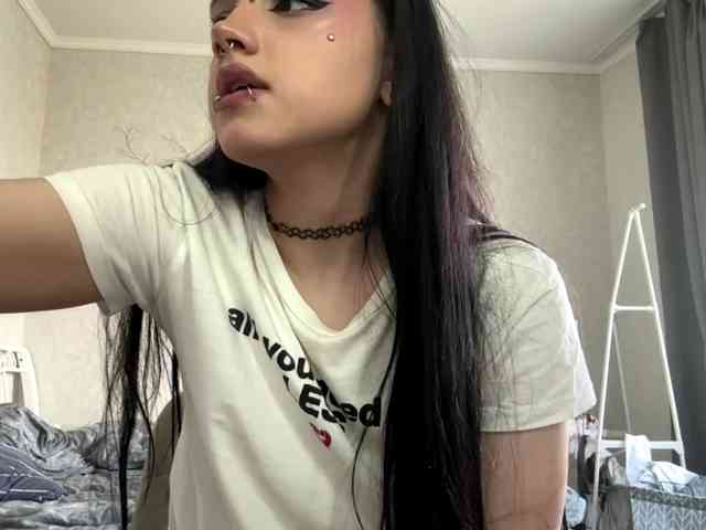 Model: ArlaReily