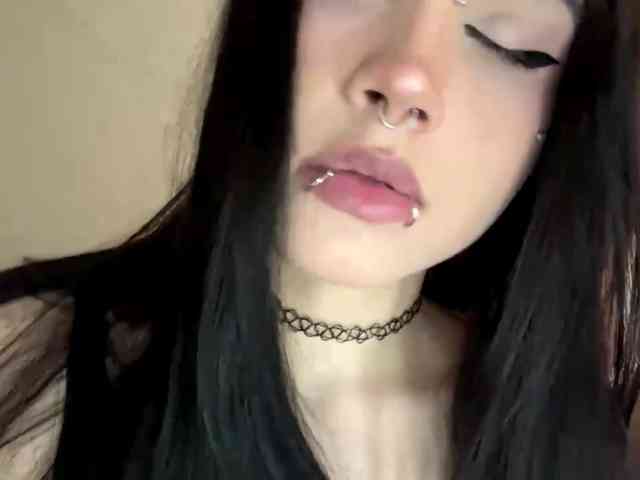 Model: ArlaReily