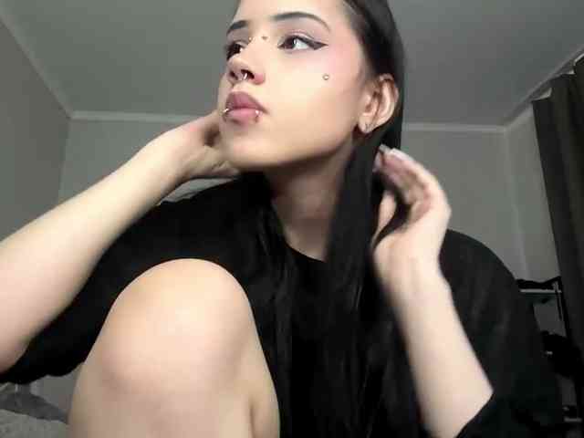 Model: ArlaReily