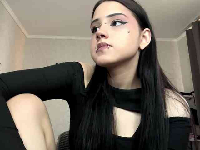 Model: ArlaReily