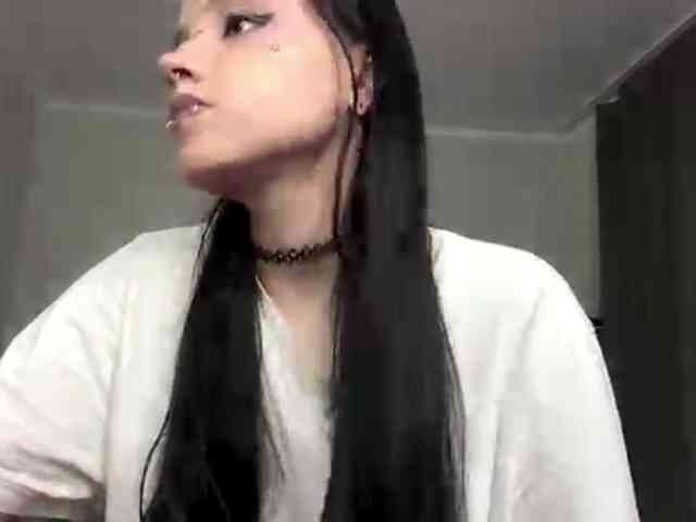 Model: ArlaReily