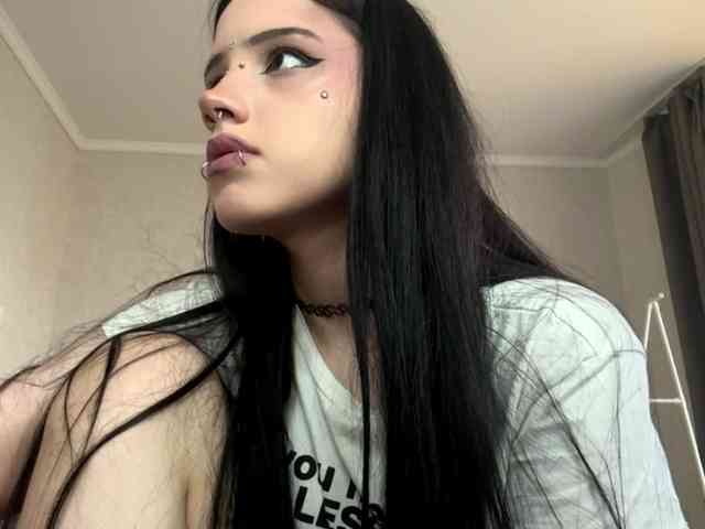 Model: ArlaReily
