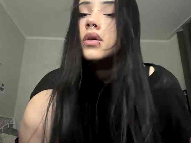 Model: ArlaReily