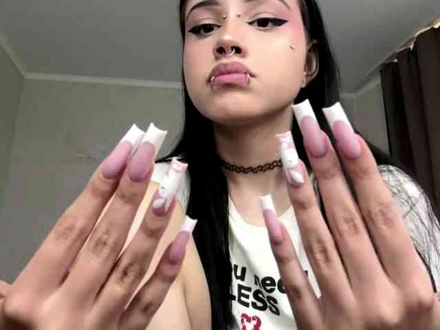 Model: ArlaReily