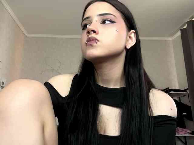 Model: ArlaReily