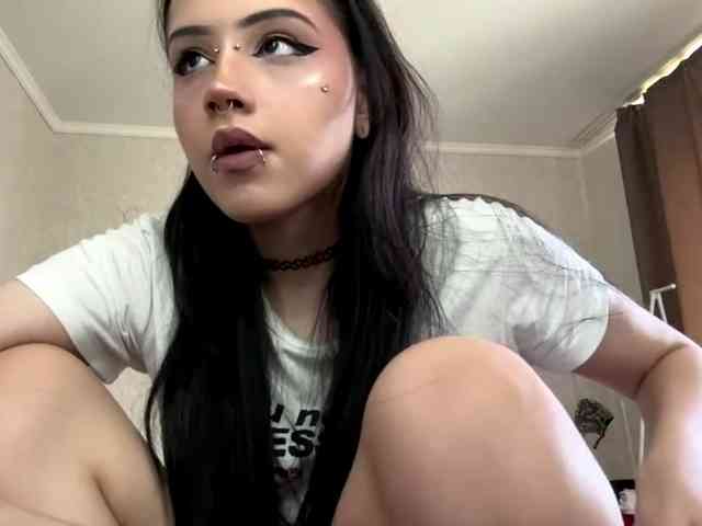 Model: ArlaReily