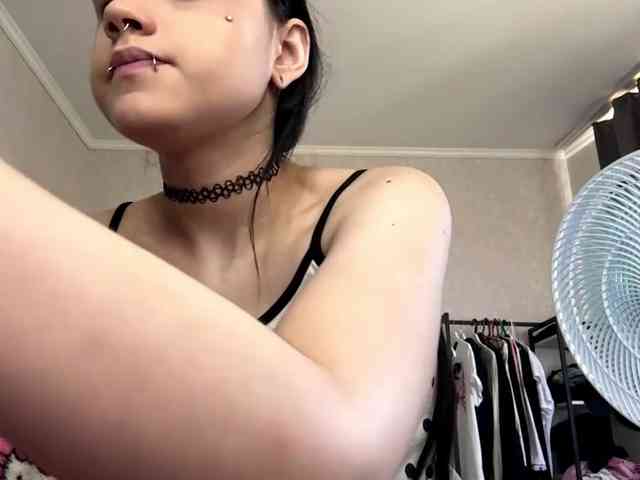 Model: ArlaReily