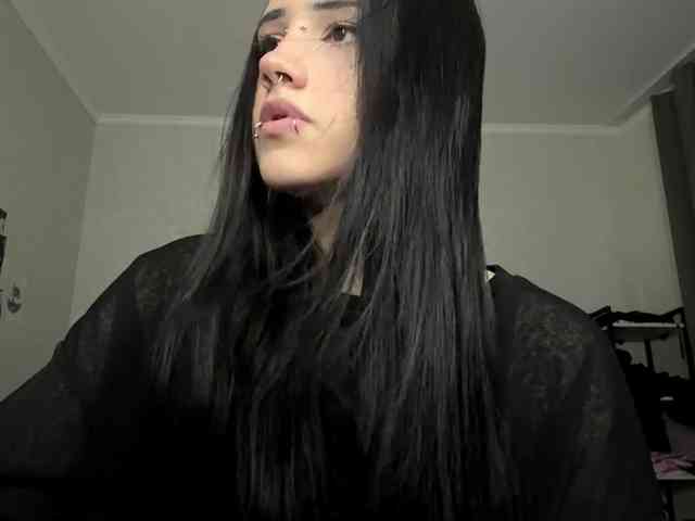 Model: ArlaReily