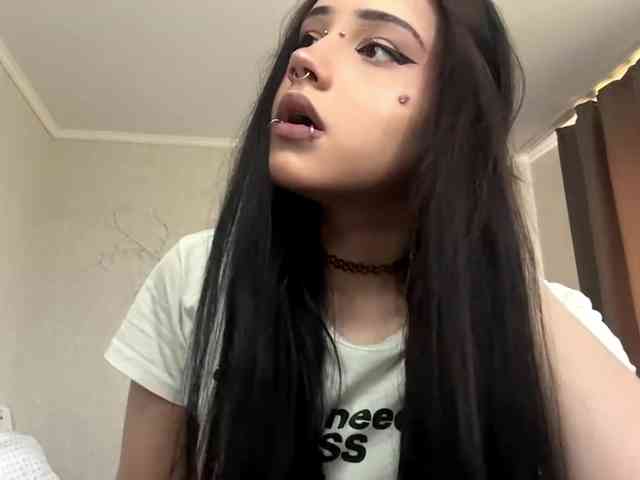 Model: ArlaReily