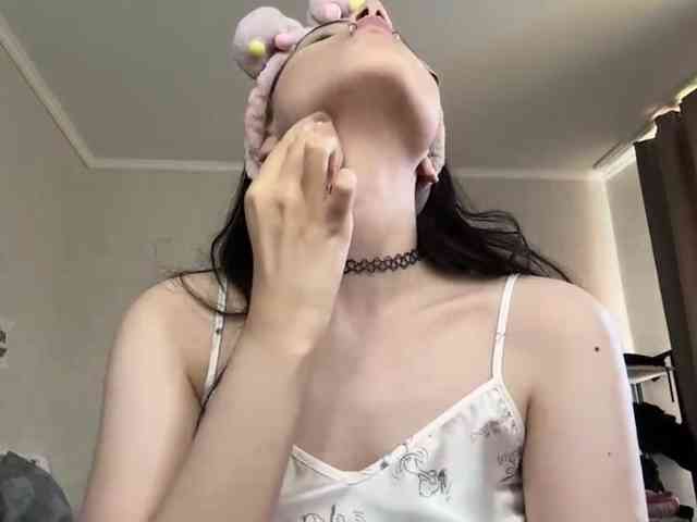 Model: ArlaReily