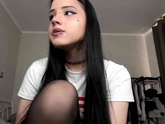 Model: ArlaReily
