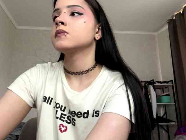 Model: ArlaReily