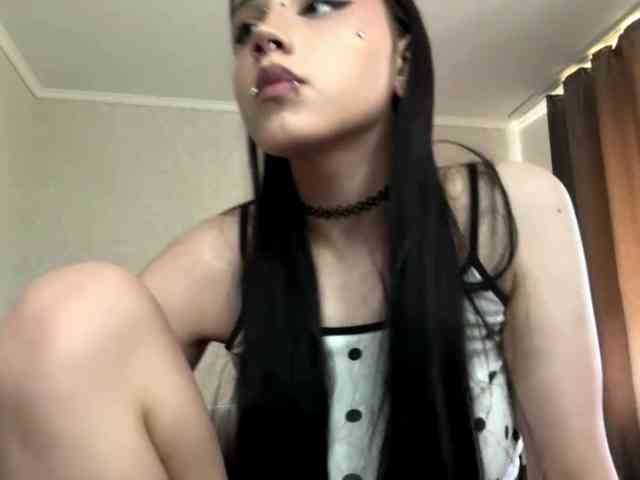 Model: ArlaReily