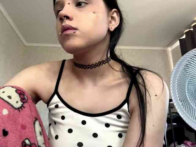 Model: ArlaReily