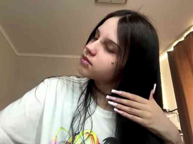 Model: ArlaReily