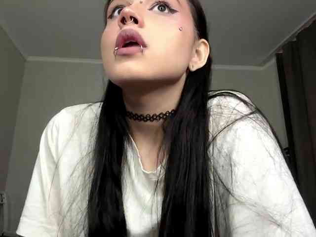 Model: ArlaReily