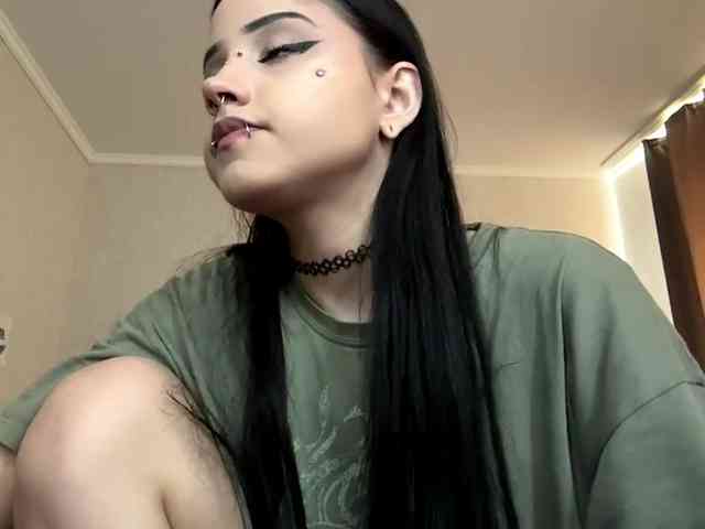 Model: ArlaReily