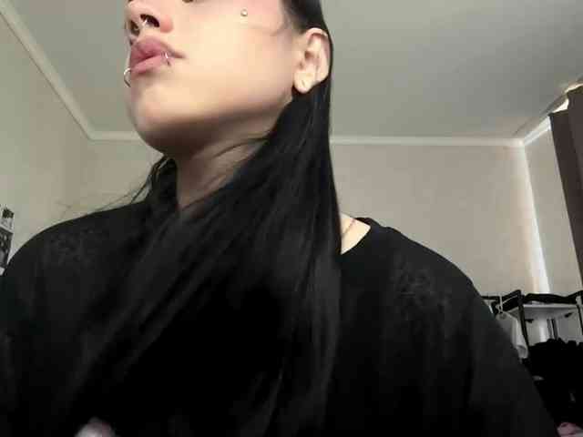 Model: ArlaReily