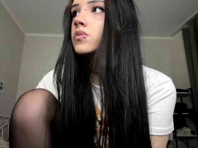 Model: ArlaReily