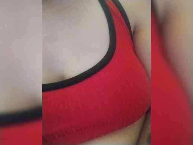 Tinka1232 webcam