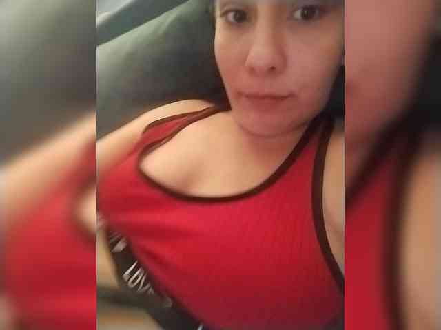 Tinka1232 webcam