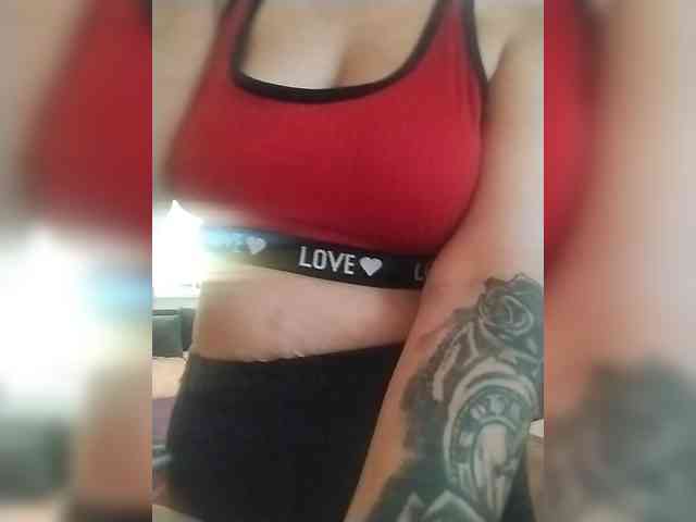 Tinka1232 webcam
