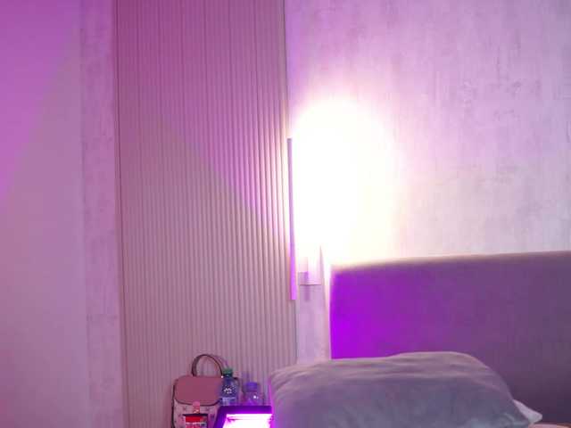 LarissaSelin live cam preview