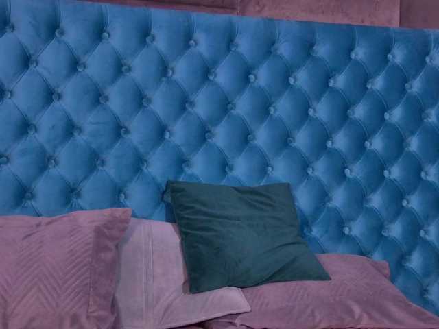 LarissaSelin live webcam show