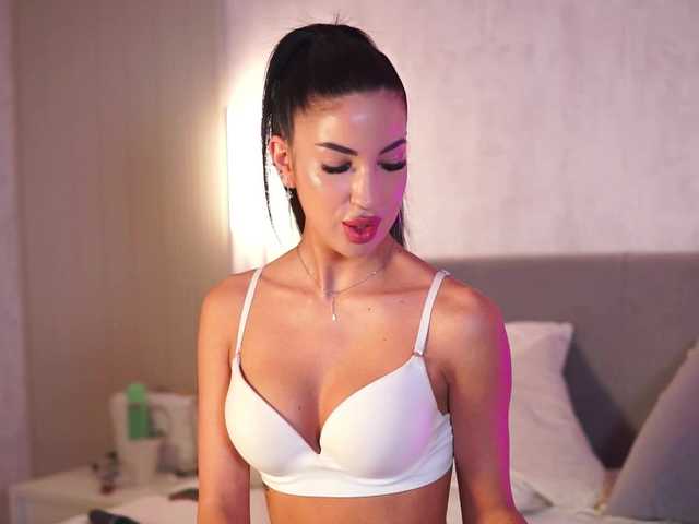 LarissaSelin live cam on BongaCams