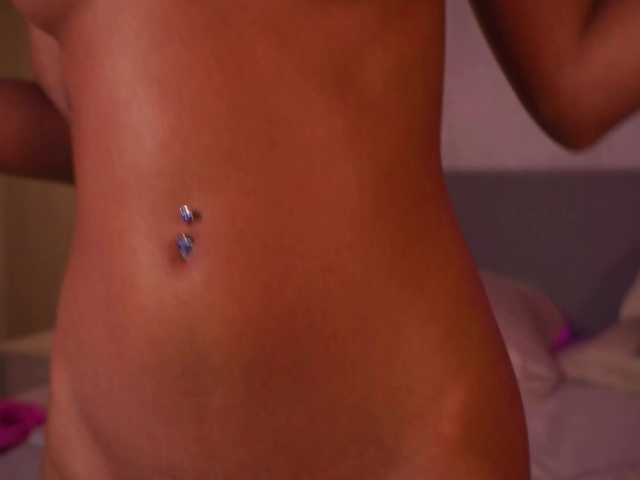 LarissaSelin live cam on BongaCams