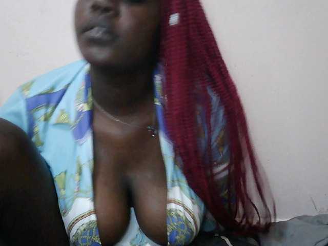 Queen-melody live cam on UnifiedCams