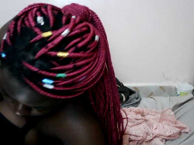 Queen-melody Live Cam su BongaCams