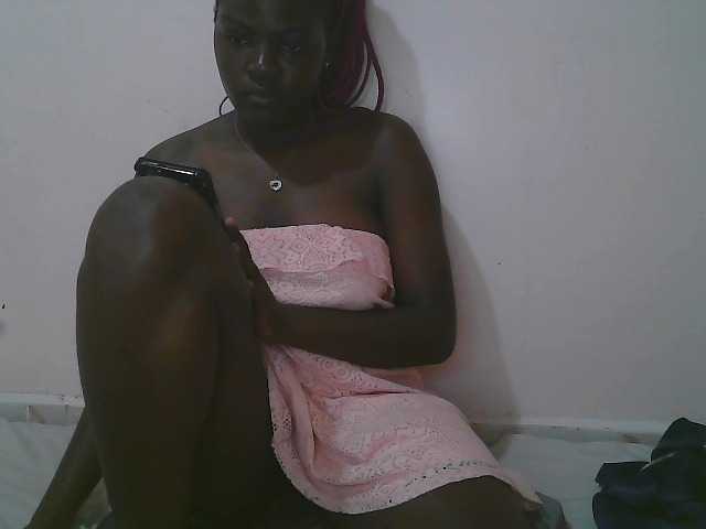 Queen-melody live cam on BongaCams