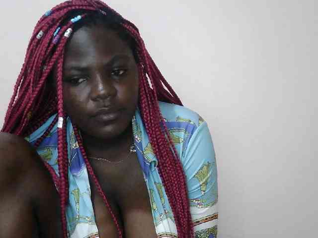 Queen-melody webcam