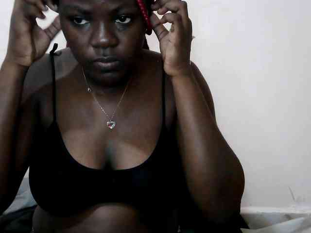 Queen-melody webcam
