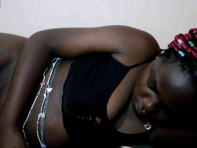 Queen-melody webcam
