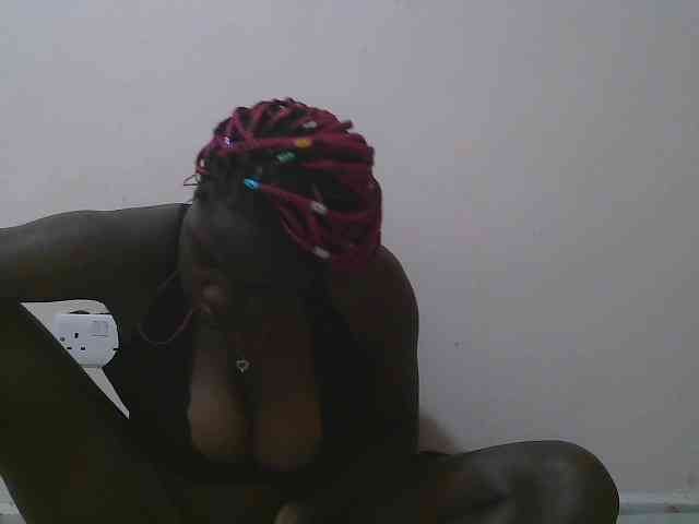 Queen-melody webcam