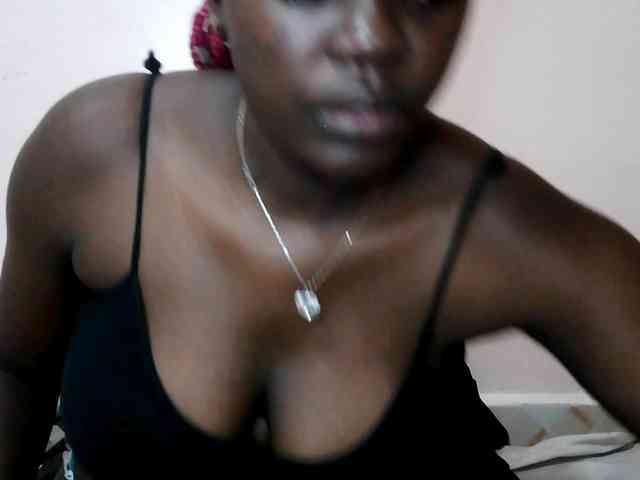 Queen-melody webcam