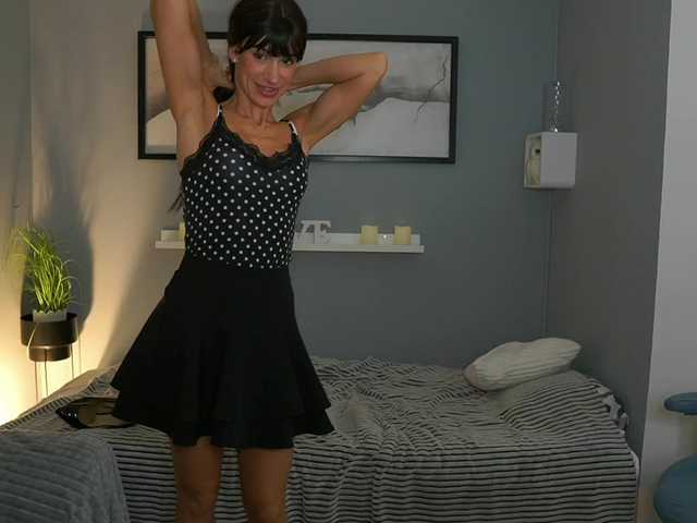 VerikovaOlga live cam on BongaCams
