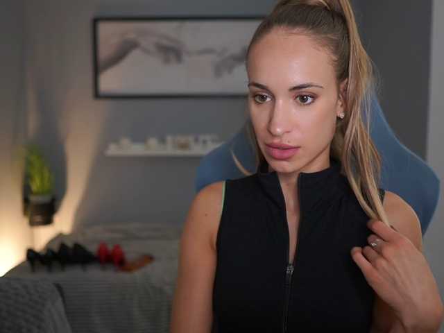 VerikovaOlga live cam on BongaCams