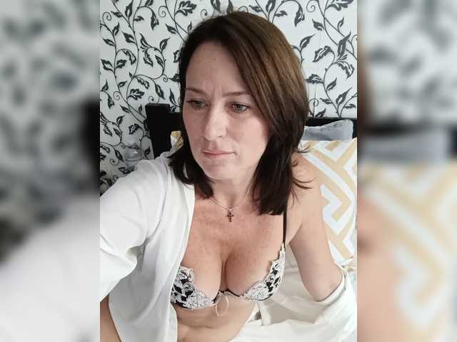 Agnes5643 live webcam show