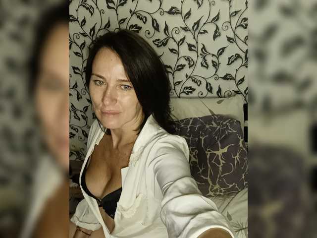 Agnes5643 live cam on BongaCams