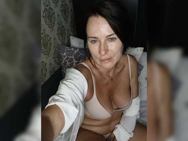 Agnes5643 live webcam show