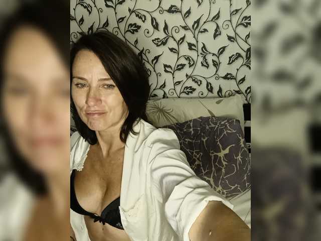 Agnes5643 live cam on BongaCams